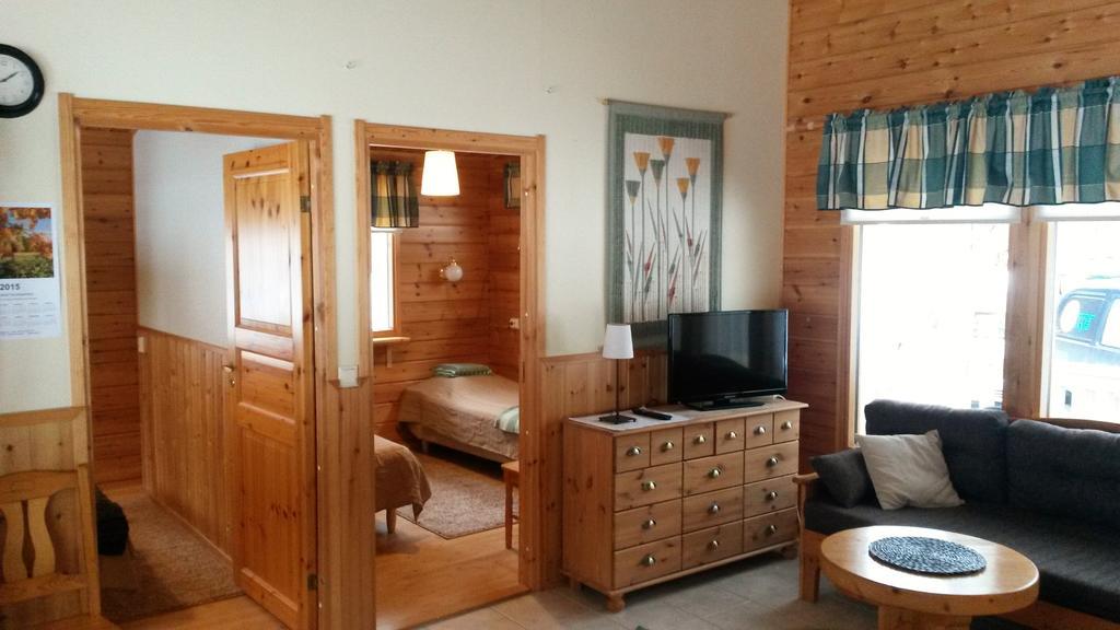 Petaejaekylae Villa Kuusamo Kamer foto