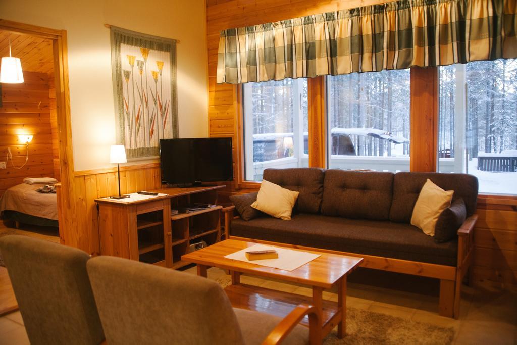 Petaejaekylae Villa Kuusamo Buitenkant foto