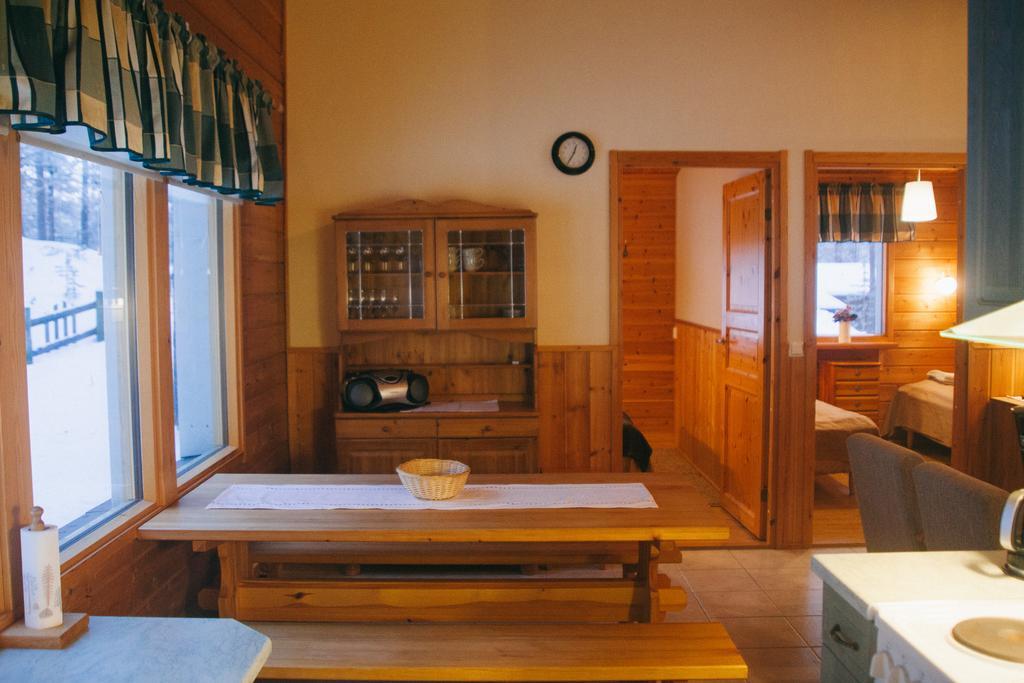 Petaejaekylae Villa Kuusamo Kamer foto