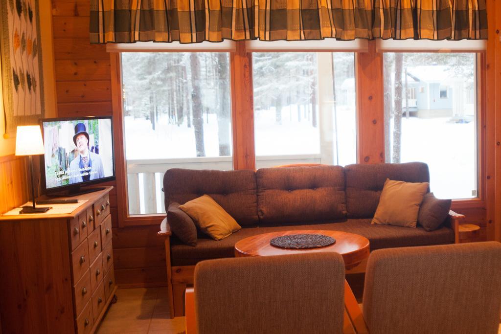 Petaejaekylae Villa Kuusamo Kamer foto
